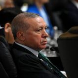 أردوغان: آمل في أن أبحث مع عدد من الرؤساء نتائج حديثي الهاتفي مع بوتين