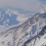 تحذير أحمر عاجل من بركان شرقي روسيا.. الرماد يهدد الطيران (فيديو)