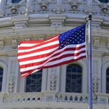 “فليذهب الاتحاد الأوروبي إلى الجحيم”.. خبير أمريكي: سنلجأ إلى إجراءات أكثر صرامة