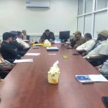 رئيس هيئة الطيران المدني يتفقد مطار الريان الدولي