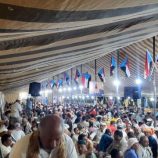 لليوم السادس.. توافد الحشود الشعبية الى مخيم الاعتصام المفتوح بمدينة سيئون