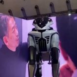 من الخيال العلمي إلى الواقع.. الروبوت “كورليو” سيطرح في الأسواق عام 2035 (فيديو)