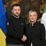 إيطاليا تدعم أوكرانيا بمولدات كهربائية