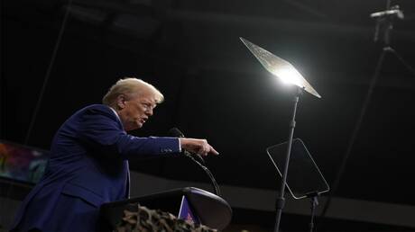 ترامب يفرض قيودا كاملة على دخول رعايا 5 دول جديدة للولايات المتحدة