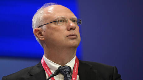 “أكسيوس”: مباحثات روسية أمريكية مرتقبة في ميامي حول تسوية النزاع الأوكراني