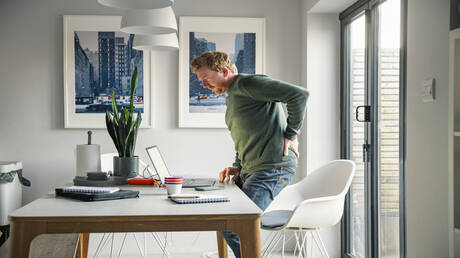 آلام الظهر.. بين المعتقدات الخاطئة والحقائق الطبية