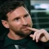 رد فعل ميسي على سؤال حول حياته “الجنسية”.. فيديو