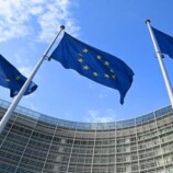 FT: خبراء اقتصاد أوروبيون يأملون في نهضة بلادهم بنهاية أزمة أوكرانيا