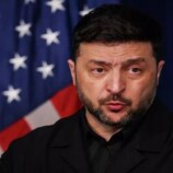 زيلينسكي يشترط الضمانات الأمنية من أجل إنهاء التعبئة وإلغاء الأحكام العرفية