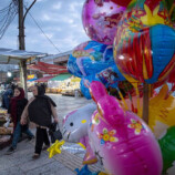 إغلاق جزئي لمحال في بازار طهران وسط قلق متصاعد من تراجع قيمة العملة