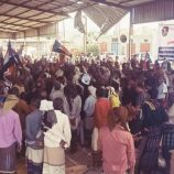 حشود جماهيرية من زنجبار وخنفر تتوافد إلى مخيم الاعتصام المفتوح للمطالبة بإعلان دولة الجنوب العربي