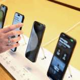 بعد خطوة الجمارك.. صناعة الهواتف تصدم المصريين بقرار جديد