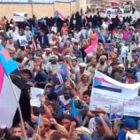 تحركات سقطرى ورسائل الشارع الجنوبي بعد إعلان حل الانتقالي