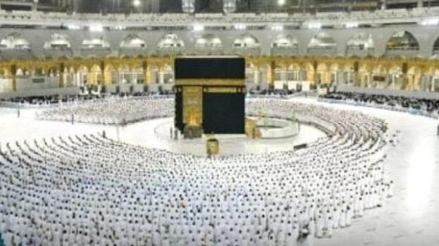 ازدياد أعداد المعتمرين في صحن المطاف مع اقتراب رمضان وسط تنظيم متكامل