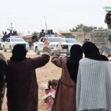 أهالي الحسكة السورية يحتجون: “قسد” نالت بالتفاوض ما لم تنله بالحرب