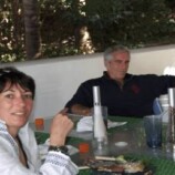 “نوفوستي”: مديرة وكالة أزياء أوكرانية تفاوضت لإرسال فتيات مع أحد شركاء جيفري إبستين