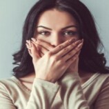 ماذا يقول لون اللسان عن صحتك؟