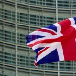 الدفاع البريطانية تنفي تعرض مدمرة تابعة لها لإصابة قبالة سواحل لبنان بصاروخ أطلقه حزب الله