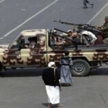 إب.. الحوثيون ينفذون مداهمات فجرية ويختطفون مدنيين وسط حالة رعب واسعة