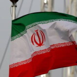 “نفاق صارخ”.. إيران ترد على اتهامات المستشار الألماني بشأن الهجوم على منشآت نووية بالإمارات