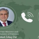 وزير خارجية باكستان يؤكد لنظيره الإيراني التزام بلاده بلعب دورها البناء لتحقيق السلام والاستقرار