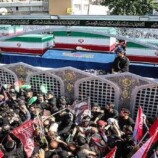 طهران.. حشود مليونية حول نعش خامنئي في اليوم الرابع لتشييعه (فيديوهات+صور)