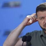 صحيفة أمريكية تكشف ما حدث لزيلينسكي بعد الضربة العسكرية الروسية على كييف