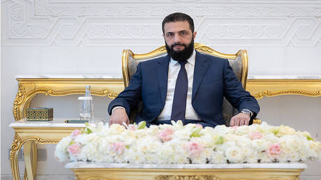 سوريا.. الشرع يقدم التعازي بضحايا حادث طريق دمشق – ديرالزور