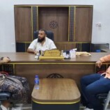 مدير عام التواهي يبحث مع مكتب الواجبات الزكوية بعدن تعزيز التنسيق وتطوير آليات العمل المشترك