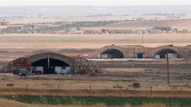 سوريا: لا خطط لوجود عسكري تركي في قاعدة جوية قصفتها إسرائيل