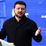 زيلينسكي يعتبر إعفاء روسيا من عقوبات أمريكية مكافأة لبوتين